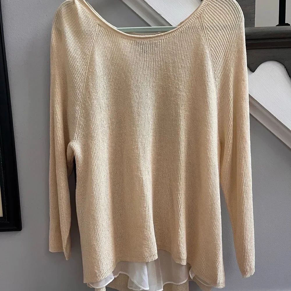 Olivia Sky Cream & White Mix Layer Scoop Neck Sweater sz L EUC
